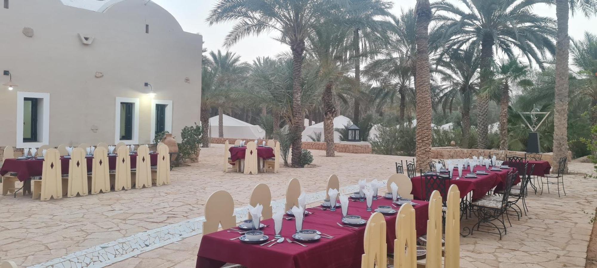 Hotel Pansy Qasr Ghilan Exterior photo
